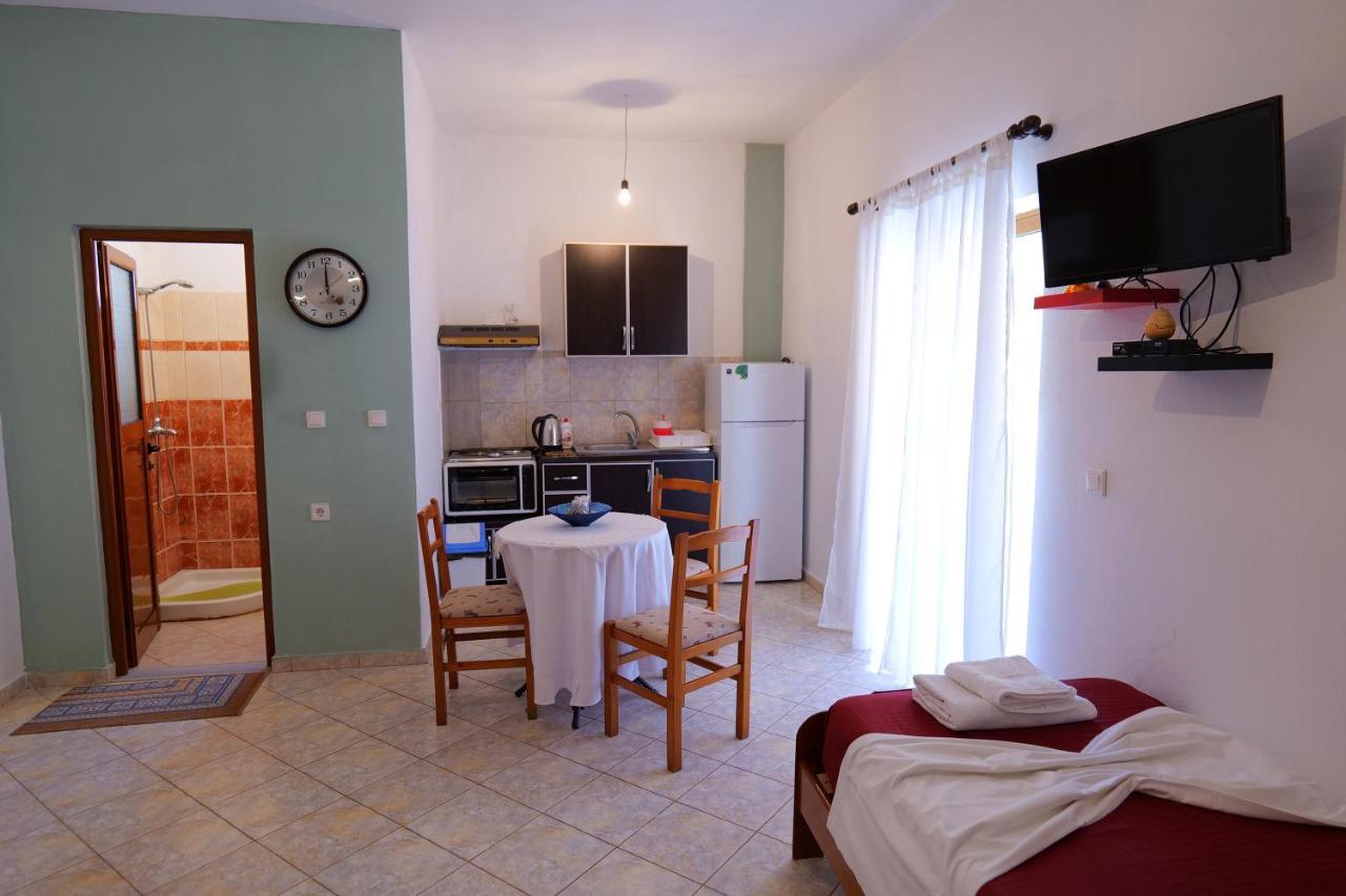 Villa Seventh Heaven Sarandë Esterno foto