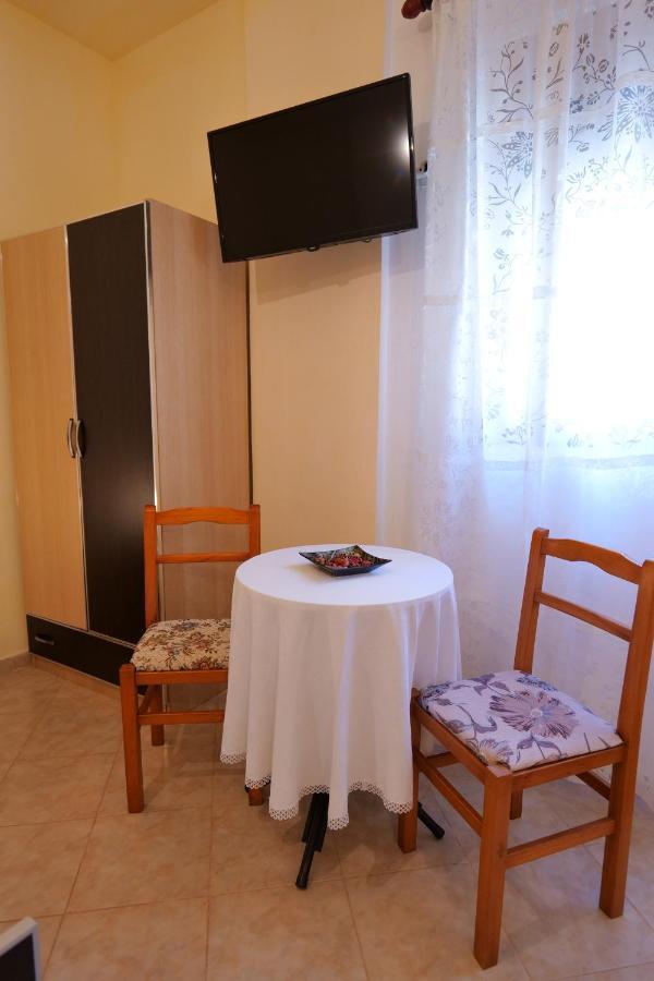 Villa Seventh Heaven Sarandë Esterno foto