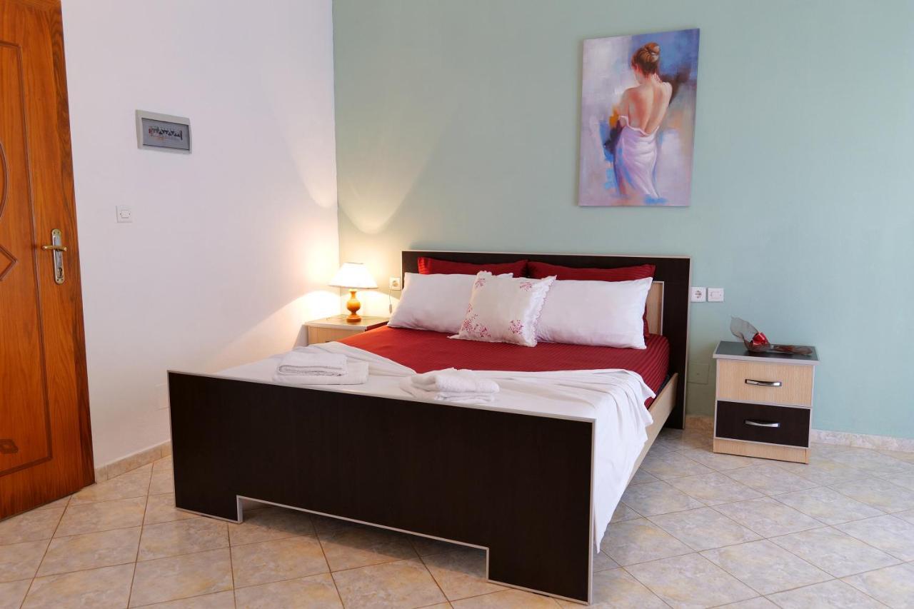 Villa Seventh Heaven Sarandë Esterno foto