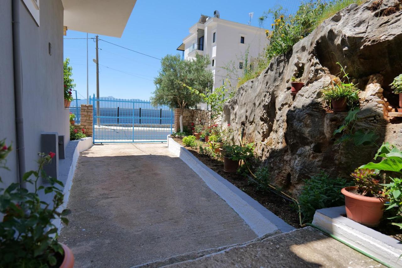 Villa Seventh Heaven Sarandë Esterno foto